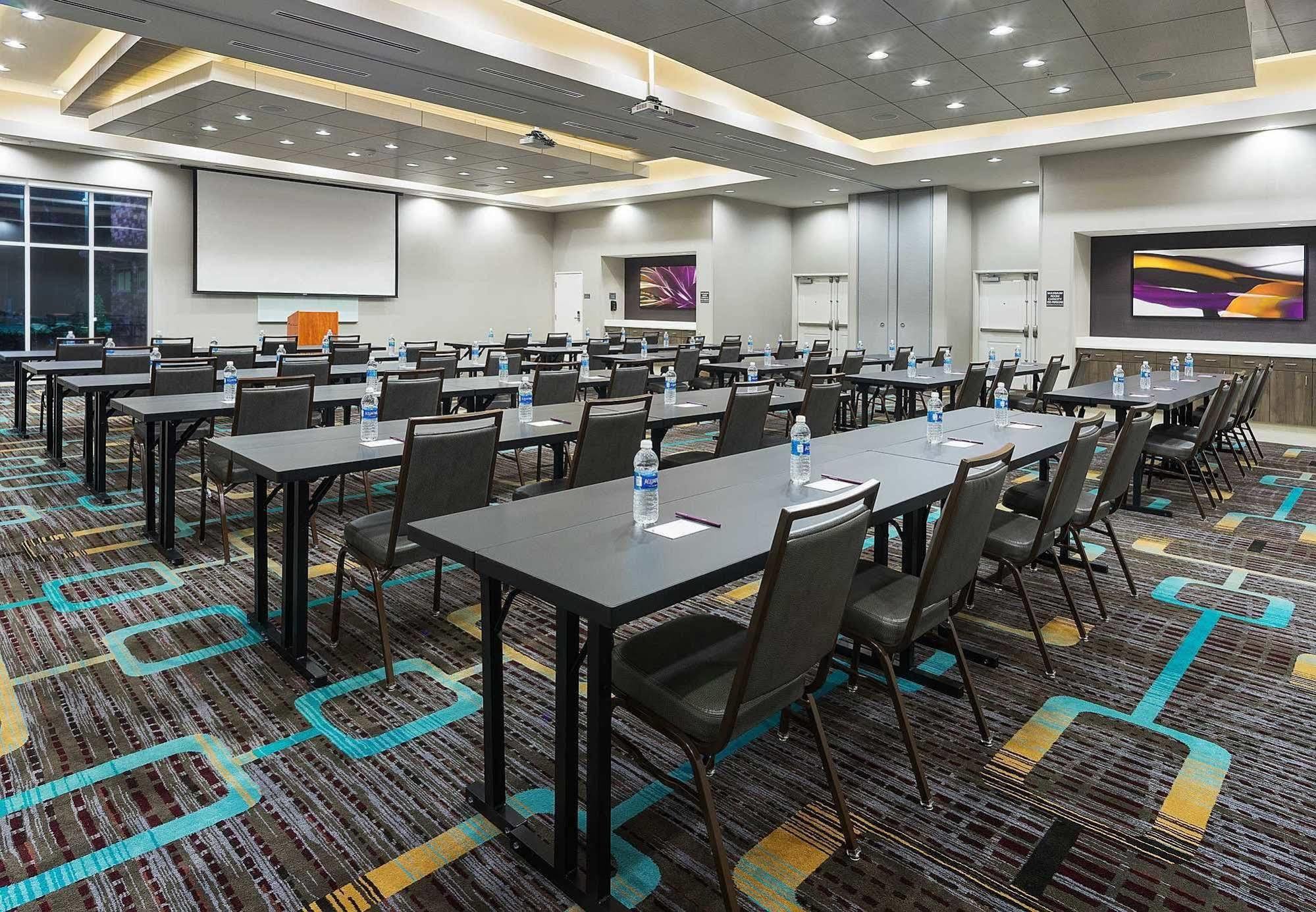 Residence Inn By Marriott Houston West/Beltway 8 At Clay Road Exterior photo